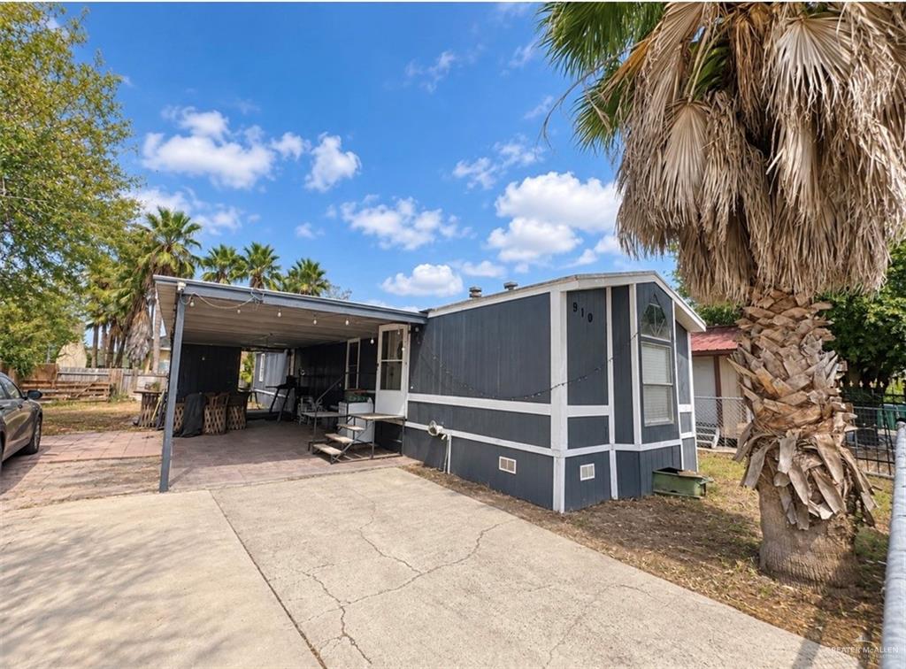 Photo 1 of 910 Violet Drive, Pharr