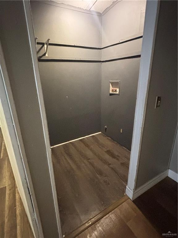 Photo 10 of 910 Violet Drive