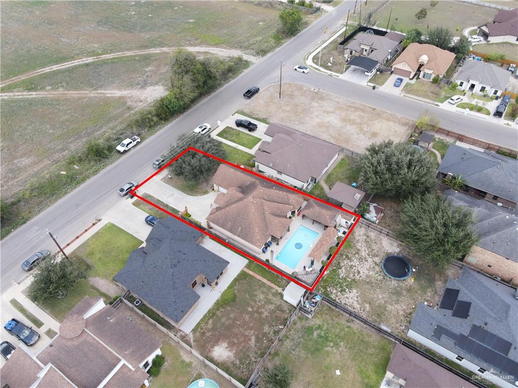Photo 31 of 404 Los Ebanos Boulevard