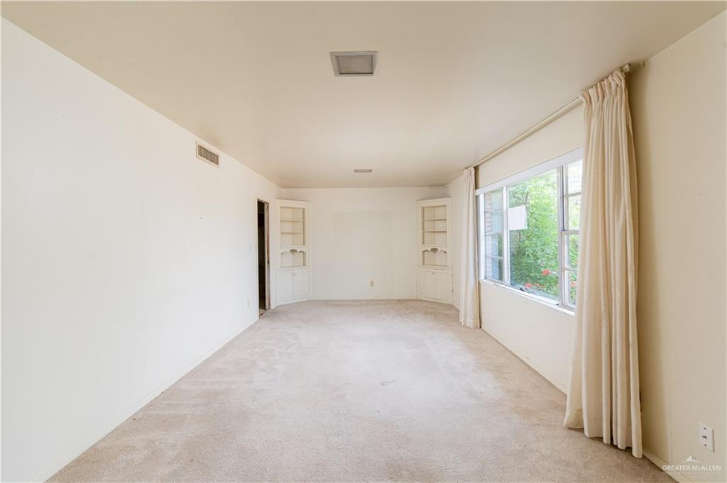 Photo 3 of 1209 Esperanza Avenue