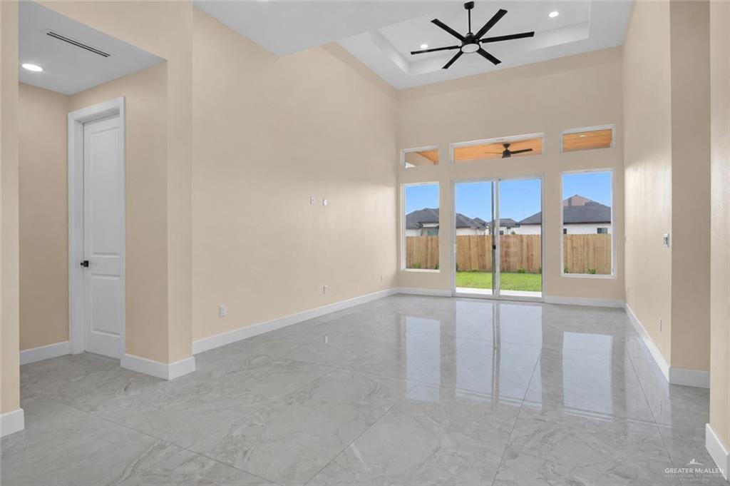 Photo 5 of 1224 Dawes Avenue