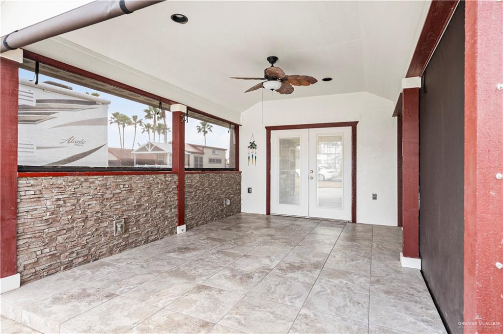 Photo 14 of 2070 Cordoba East