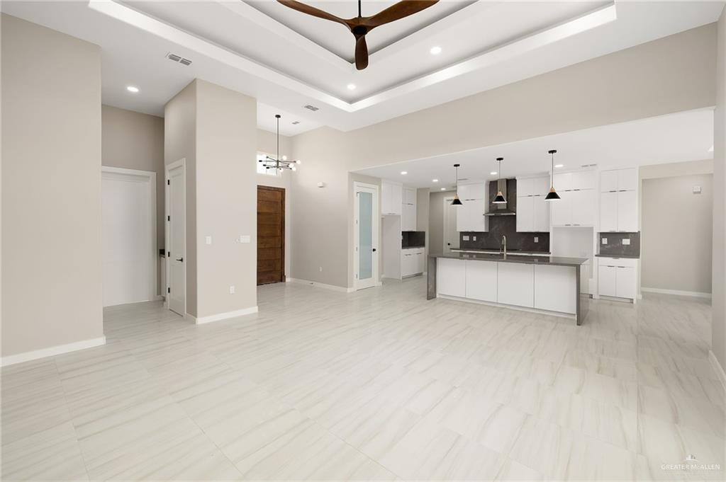 Photo 3 of 1518 Tierra Encantada